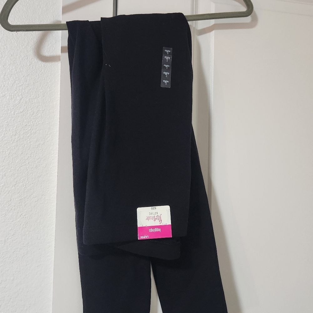 Black Women'  Leggings